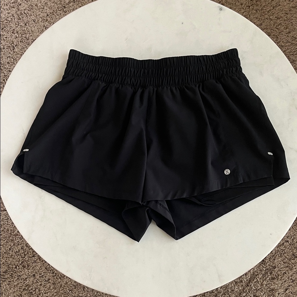 Layers Athletic Shorts Medium Black Qwick-Dry Built-In Shorts